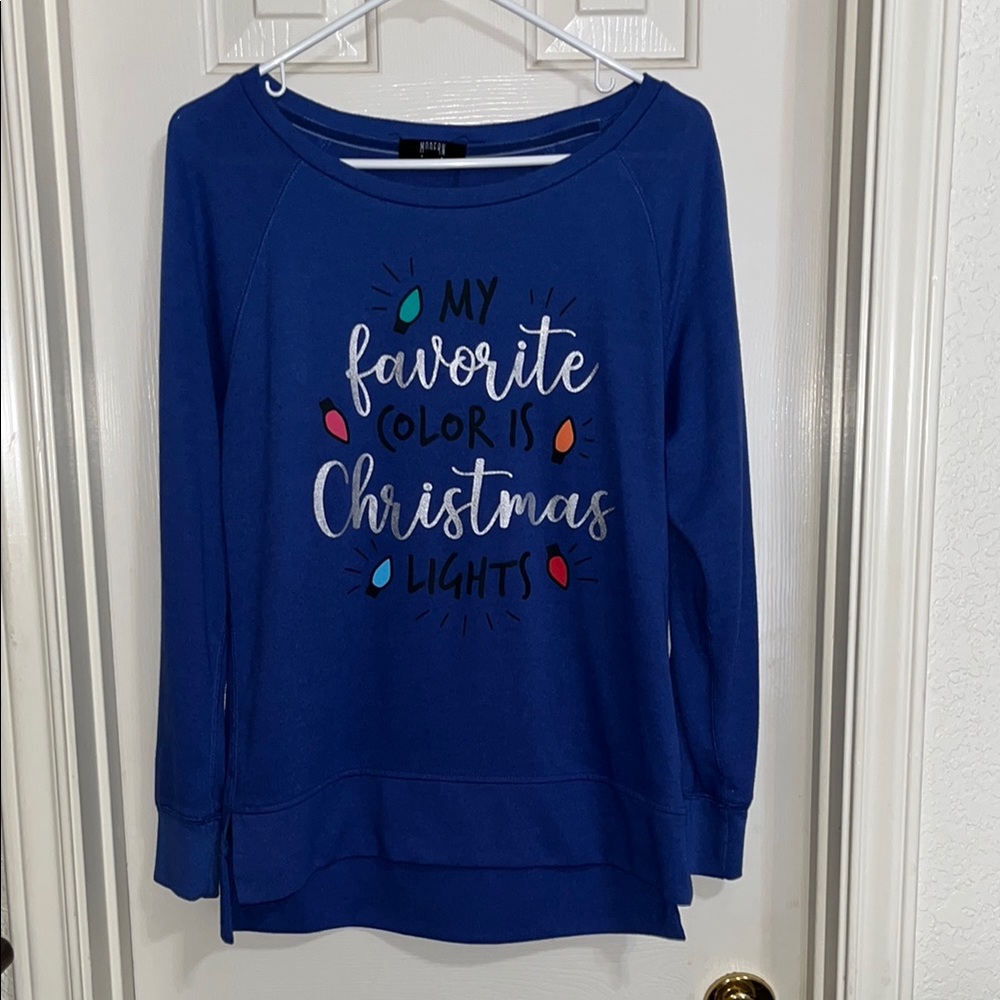 Modern Canvas • Women’s Christmas Swearshirt • size medium